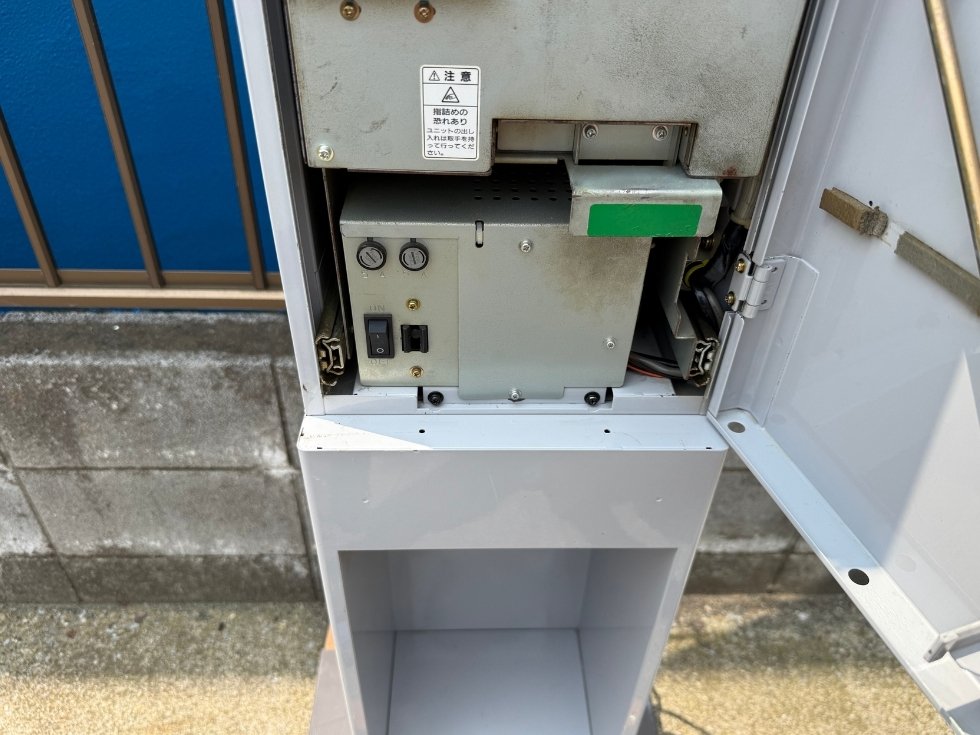 中古両替機 ERD-20Qの電源部