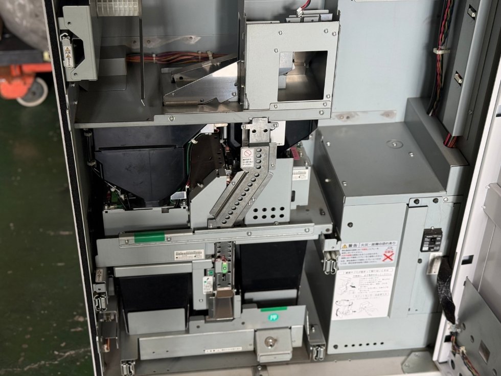 グローリー券売機・低額紙幣対応VT-G20V